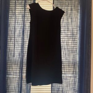 EUC, Donna Ricco New York stretchy black shift dress size XS
